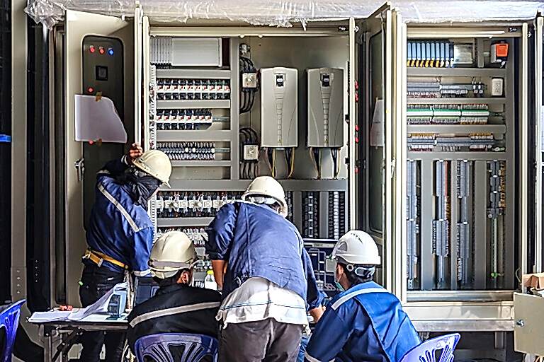 Akkur İletişim - Kesintisiz Güç Kaynakları