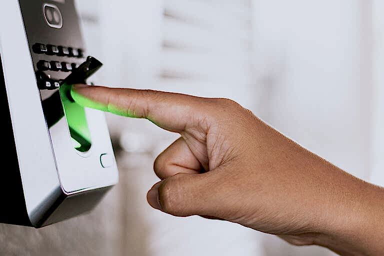 Personel Devam Kontrol Sistemleri